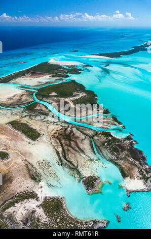 Vista aerea, Exuma, Bahamas, America Foto Stock