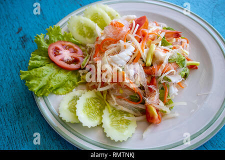 Frutti di mare cellophane noodle, Eagle View Ristorante, Ko Tao Island, Thailandia Foto Stock