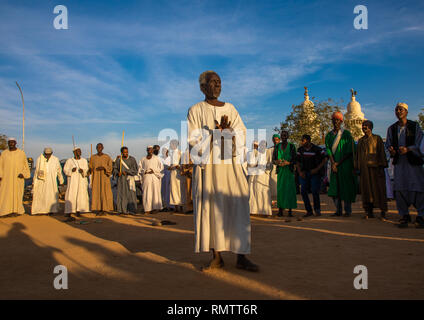 Venerdì celebrazione sufi al Sheikh Hamad el Nil tomba, Stato di Khartoum, Omdurman, Sudan Foto Stock