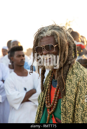 Venerdì celebrazione sufi al Sheikh Hamad el Nil tomba, Stato di Khartoum, Omdurman, Sudan Foto Stock