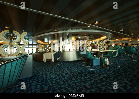 Corsica traghetto, interno. Sardegna, Italia Foto Stock