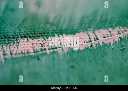 La texture misti ad olio vernici in diversi colori. Disegnata a mano la pittura ad olio su tela. Abstract background. Frammento di opere d'arte. Macchie e pennellate. Moderna arte contemporanea. Messa a fuoco selezionata. Copia dello spazio. Foto Stock