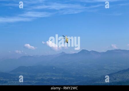 Austrian ÖAMTC Salvataggio in elicottero Foto Stock