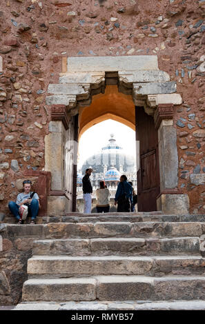 La tomba di ISA Khan Niazi e i suoi dettagli. Foto Stock