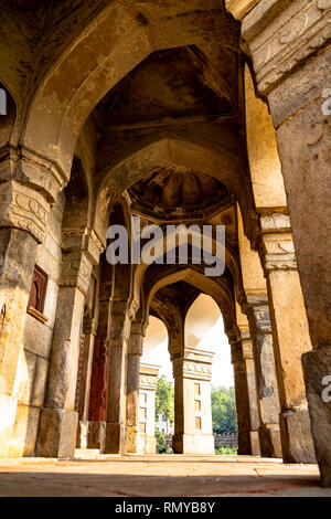 La tomba di ISA Khan Niazi e i suoi dettagli. Foto Stock