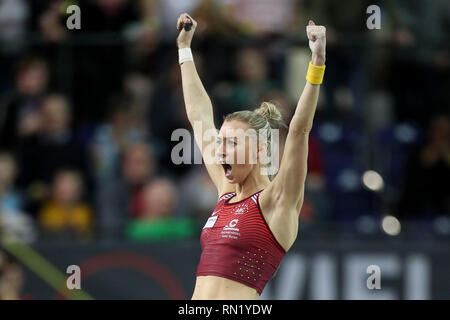 Leipzig, Germania. Xvi Feb, 2019. Atletica, Tedesco campionati Indoor in Arena Leipzig: pole vault donne: Lisa Ryzih esulta per la vittoria. Credito: Jan Woitas/dpa-Zentralbild/dpa/Alamy Live News Foto Stock