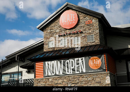 Un segno del logo al di fuori di un tripudio Pizza ristorante posizione in Martinsburg, West Virginia il 13 febbraio 2019. Foto Stock