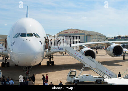 Francia, Seine Saint Denis (93), Parigi - Le Bourget aeroporto, International Paris Air Show 2009, Airbus A380 Foto Stock