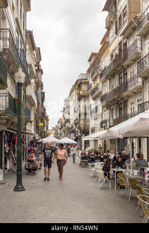 La Rua das Flores (Flores Street), Porto, Portogallo Foto Stock