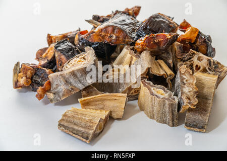 Stoccafisso nigeriano e pesce essiccati per preparare zuppe e salse Foto Stock