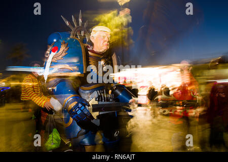 VIAREGGIO, ITA-FEB.17, 2009: Donald Trump il presidente usa è raffigurato come un trasformatore carachter che domina il mondo al carnevale di Viareggio, seconda parade. Credito: JBphotoeditorial/Alamy Live News Foto Stock