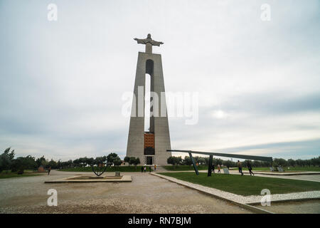 Il Santuario Nazionale di Cristo Re a Lisbona Portogallo, luogo turistico della città Foto Stock