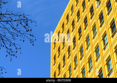 Colorata architettura moderna a Londra Foto Stock