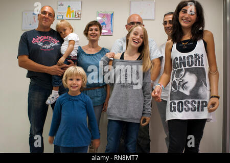 Circa 4.500 bambini spagnoli di protesi di usura perché essi sono nati senza un arto, o perché hanno subito una traumatica amputazione, o a causa di Foto Stock