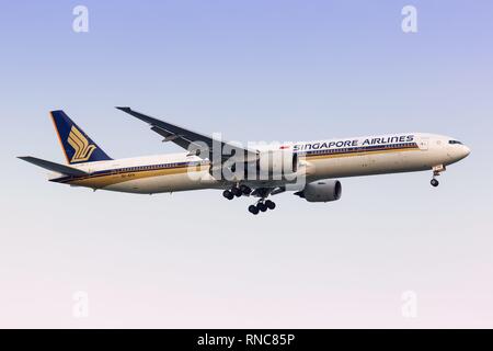 Singapore, Singapore - 29. Gennaio 2018: Singapore Airlines Boeing 777 all'Aeroporto Changi di Singapore (SIN) di Singapore. | Utilizzo di tutto il mondo Foto Stock