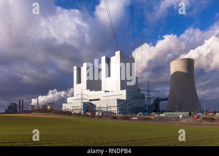 La centrale elettrica a lignite Neurath in Grevenbroich. azionato da RWE Power AG, Germania. das Braunkohlekraftwerk Neurath bei Grevenbroich, Betreib Foto Stock