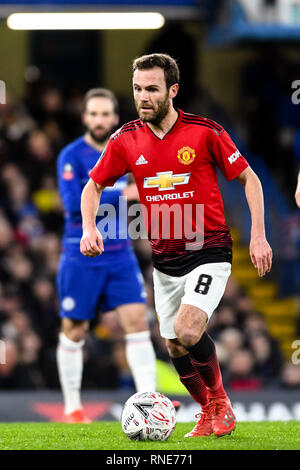 Londra, Regno Unito. 18 Febbraio, 2019. Juan Mata del Manchester United durante la FA Cup il quinto round match tra Chelsea e Manchester United a Stamford Bridge, Londra, Inghilterra il 18 febbraio 2019. Foto di Adamo di Loreto. Solo uso editoriale, è richiesta una licenza per uso commerciale. Nessun uso in scommesse, giochi o un singolo giocatore/club/league pubblicazioni. Credit: UK Sports Pics Ltd/Alamy Live News Foto Stock