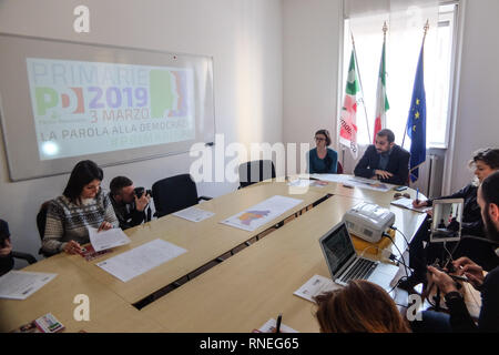 Milano, Italia. 19 Feb, 2019. Foto LaPresse - Matteo Corner 19/02/2019 Milano, Italia cronaca conferenza stampa del partito democratico di presentare le primarie del 3 marzo per l elezione del segretario Credito: LaPresse/Alamy Live News Foto Stock