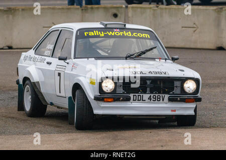 Ford Escort RS, DDL 948V, con driver Robin Adams e co-driver Ray Keith durante il 2019 Snetterton tappa del Rally, Norfolk. Foto Stock