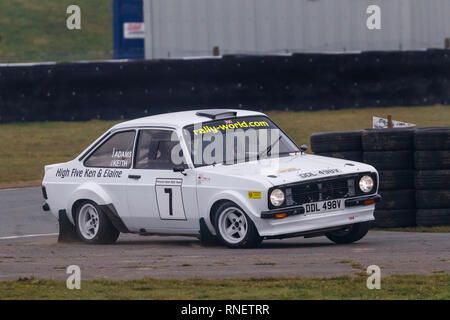 Ford Escort RS, DDL 948V, con driver Robin Adams e co-driver Ray Keith durante il 2019 Snetterton tappa del Rally, Norfolk. Foto Stock