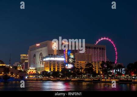 Vista notturna di Flamingo Las Vegas Resort di Las Vegas, Nevada, Stati Uniti. Foto Stock