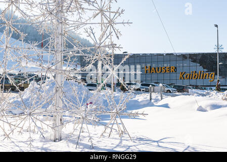 Stazione di sci Hauser Kaibling - uno dei dell'Austria top ski resorts 44 impianti di risalita 123 chilometri di piste da sci, parcheggio, Schladminger interconnessi 4 montagne Foto Stock