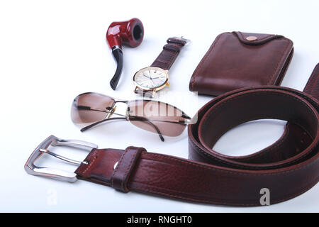 Gli uomini di accessori per affari e rekreation. Un studio professionale di fotografia di uomini accessori business. Vista superiore composizione Foto Stock