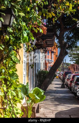 Fila di case storiche in Cartagena de Indias, Colombia. Foto Stock