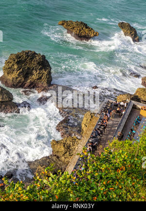 Vista aerea del Rock bar presso l'Ayana Resort and Spa Bali Jimbaran Indonesia. Foto Stock