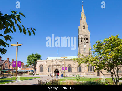 Cattedrale di Leicester luogo di sepoltura del re Richard III Leicester city centre Leicestershire England Regno Unito GB Europa Foto Stock