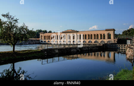 Diga Panperduto, nel Parco del Ticino. Lombardia, Italia Foto Stock