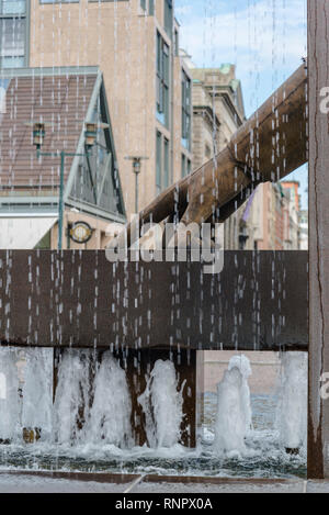 Il re Cristiano IV la mano della scultura di fontana, Oslo, Norvegia Foto Stock