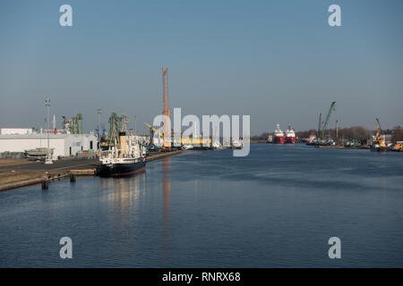 Porto e dock. Wilhelmshaven. Bassa Sassonia. Germania Foto Stock