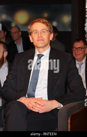 Per la cinquantesima volta Bettina Tietjen e Alexander Bommes benvenuti varie celebrità gli ospiti al loro Talkshow per NDR canale TV di Hannover in Germania. Dotato di: Daniel Guenther, Ministerpraesident von Schleswig-Holstein dove: Hannover, Germania Quando: 18 Gen 2019 Credit: Becher/WENN.com Foto Stock