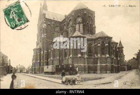 Caudry - L'abside de la Basilique Sainte-Maxllende. Foto Stock