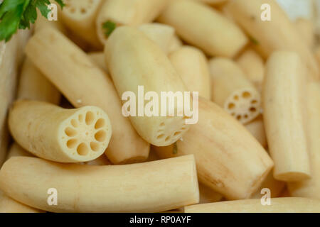 Vassoio di carni di radici di loto Foto Stock