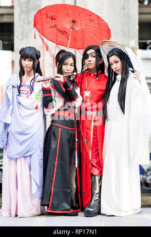 Immagini di incredibile Cosplay Thai ragazze e ragazzi al Japan Expo 2019 a Bangkok in Tailandia. Le quattro ragazze vestite in alcuni fantastici costumi godere. Foto Stock