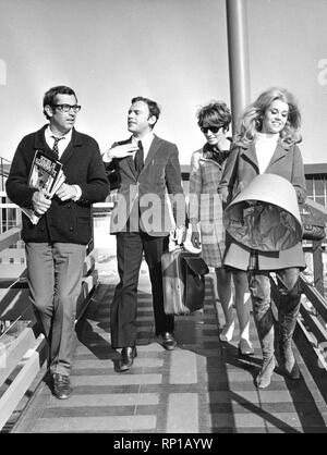 Roger Vadim, Jean louis trintignant, nadine trintignant, Jane Fonda, 1967 Foto Stock