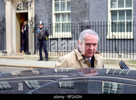 Geoffrey Cox QC MP, Procuratore generale, lasciando dopo una riunione del gabinetto di Downing Street 19 Feb 2019 Foto Stock