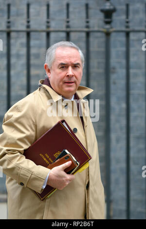 Geoffrey Cox QC MP, Procuratore generale, lasciando dopo una riunione del gabinetto di Downing Street 19 Feb 2019 Foto Stock