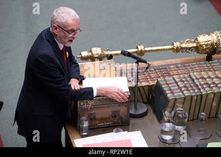 Londra, Gran Bretagna. Xx Febbraio 2019. Il British Labour Party leader Jeremy Corbyn assiste il Primo Ministro domande nella Camera dei Comuni di Londra, Gran Bretagna, nel febbraio 20, 2019. Credit: UK Parlamento/Jessica Taylor/Xinhua/Alamy Live News Foto Stock