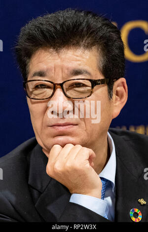 Ichiro Matsui governatore di Osaka partecipa a una conferenza stampa presso i corrispondenti stranieri' Club del Giappone il 20 febbraio 2019, Tokyo, Giappone. Il sindaco di Osaka Hirofumi Yoshimura e Matsui ha parlato circa i preparativi per il prossimo gruppo di venti (G-20) Leaders Summit tenutosi nella città di Osaka alla fine di giugno e i loro piani per il 2025 World Expo. Credito: Rodrigo Reyes Marin/AFLO/Alamy Live News Foto Stock
