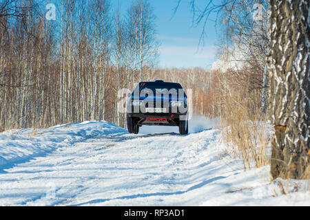 Kyshtym, Russia, 18 Febbraio 2018 - Rally 'Malachite 2018" quarta tappa della Coppa del russo, numero di partenza 17, auto Lada Foto Stock