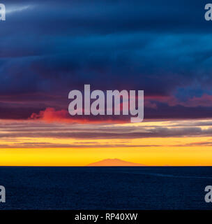 Tramonto dalla Grotta, ghiacciaio Snaefellsjokull, Islanda Foto Stock