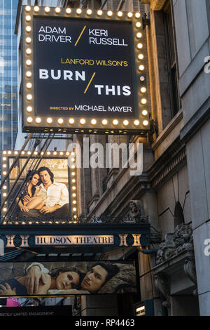 Hudson Theatre Marquee 'Burn quest' presso il Millennium Broadway Hotel New York STATI UNITI D'AMERICA Foto Stock