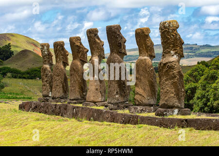 Moais a Ahu Akivi, Isola di Pasqua, Cile Foto Stock