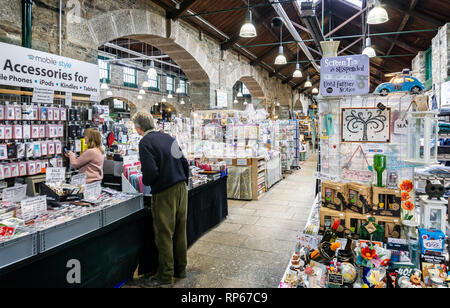 Tavistock mercato coperto - antico mercato di un bauletto portaoggetti - presi in Tavistock, Devon, Regno Unito il 20 febbraio 2019 Foto Stock