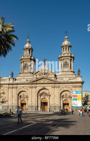 Catedral Metropolitana, Plaza de Armas, Santiago del Cile Foto Stock