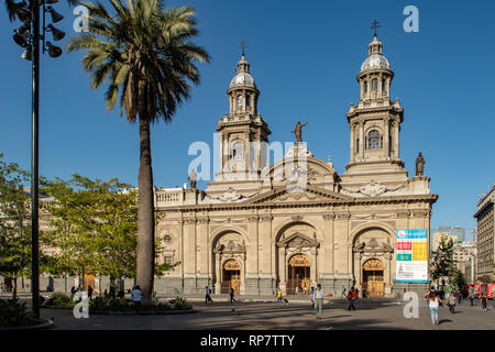 Catedral Metropolitana, Plaza de Armas, Santiago del Cile Foto Stock