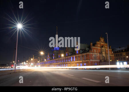 Borsa di Copenaghen edificio di notte Foto Stock